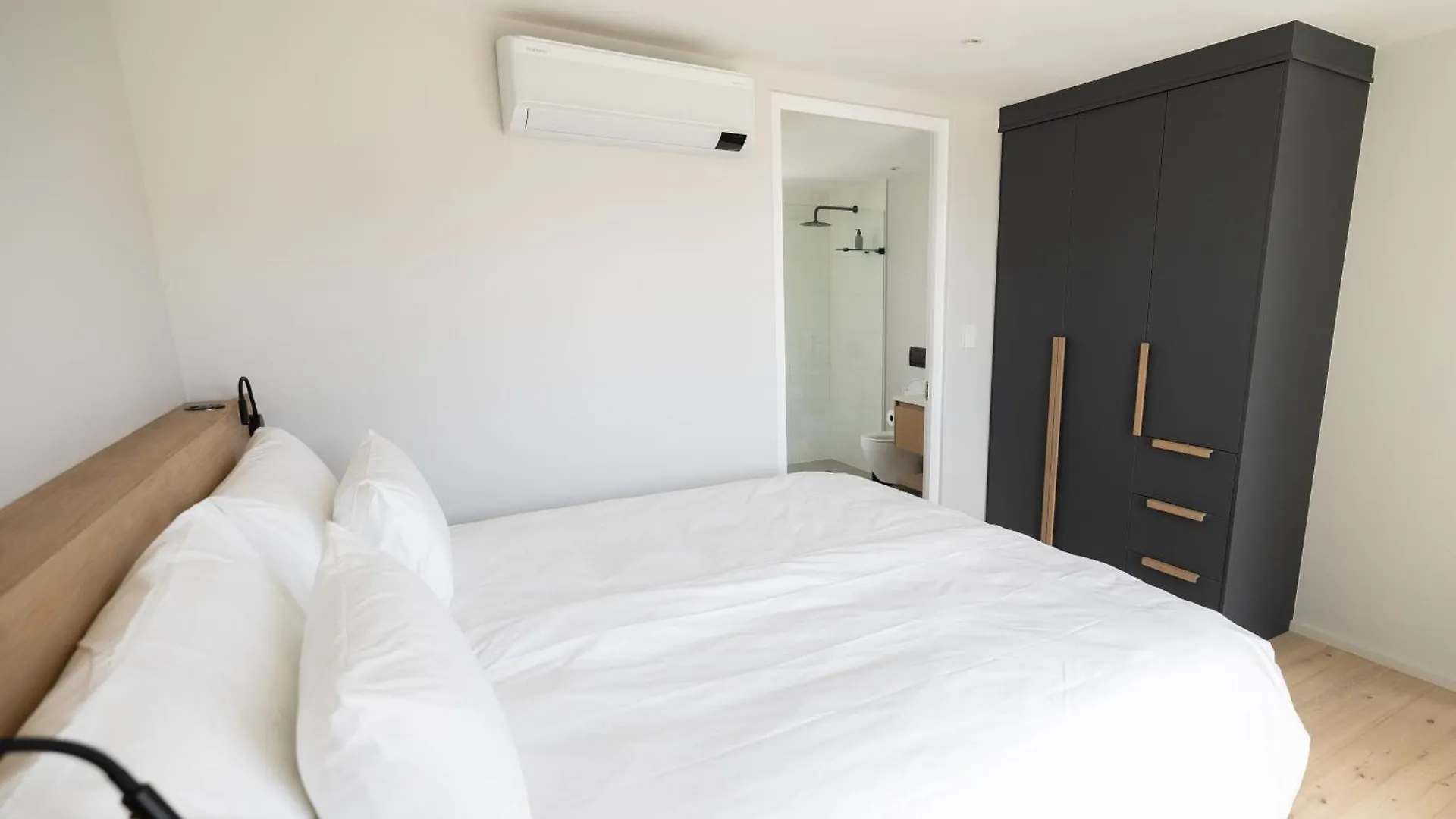 Ξενοδοχείο με διαμερίσματα Ocean 9 - Sunset Beachfront Residency Κέιπ Τάουν