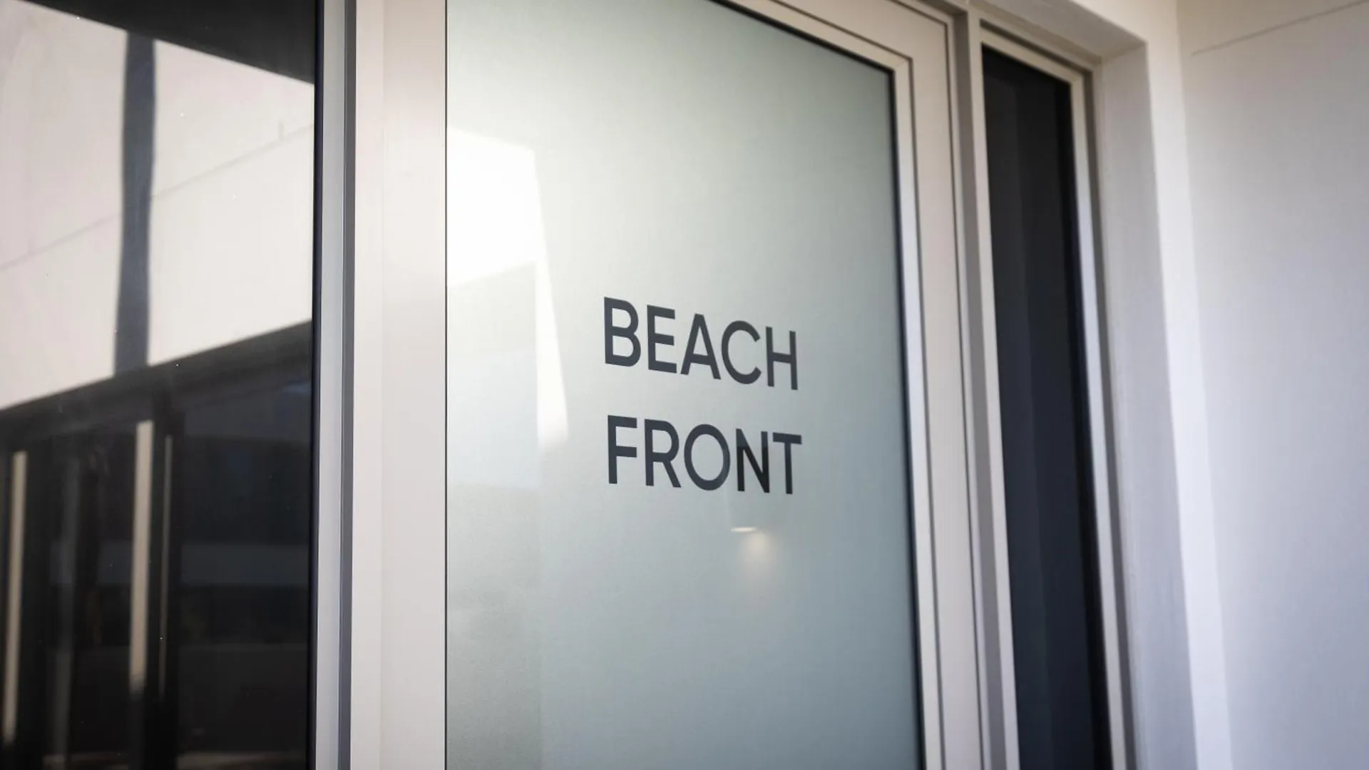 Ocean 9 - Sunset Beachfront Residency Κέιπ Τάουν 0*,  Νότια Αφρική